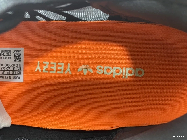 Adidas 350 Cinder Mono Yeezy Boost GX3791 V2 0814